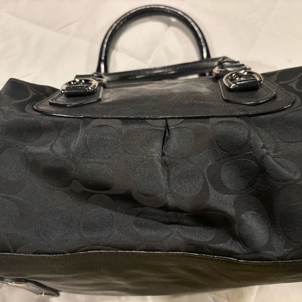 SALE: Authentic Coach Black Leather Purse, 13x10 - Picture 5 of 7